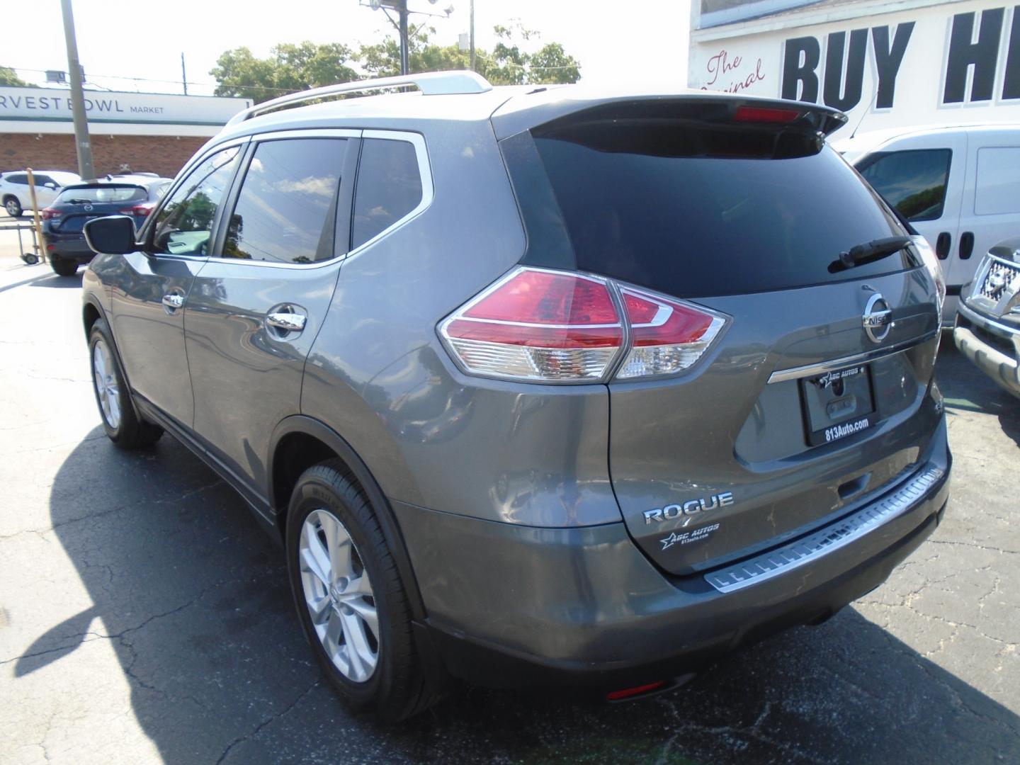 2016 Nissan Rogue S 2WD (KNMAT2MT1GP) with an 2.5L L4 DOHC 16V engine, CVT transmission, located at 6112 N Florida Avenue, Tampa, FL, 33604, (888) 521-5131, 27.954929, -82.459534 - Photo#4